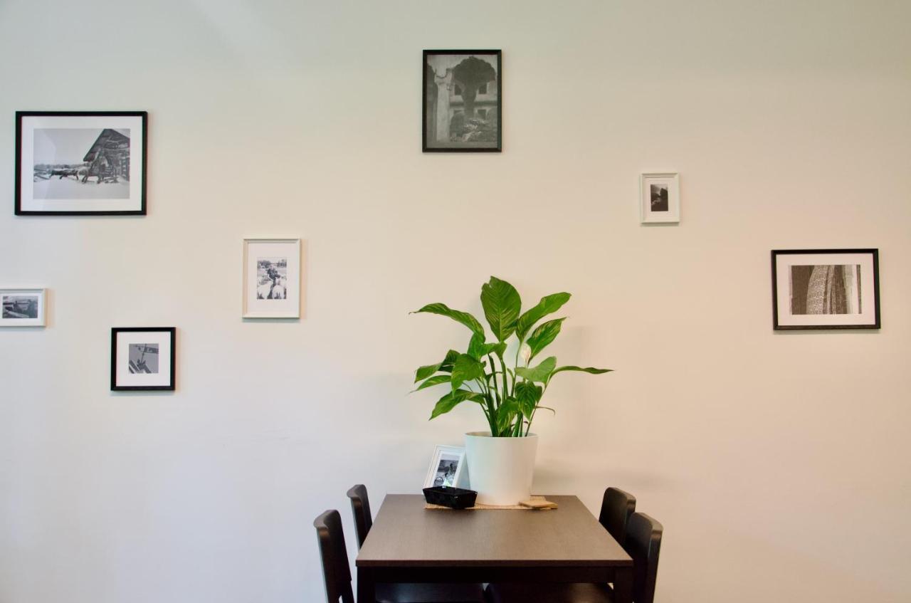 Elephants Apartments บราติสลาวา ภายนอก รูปภาพ